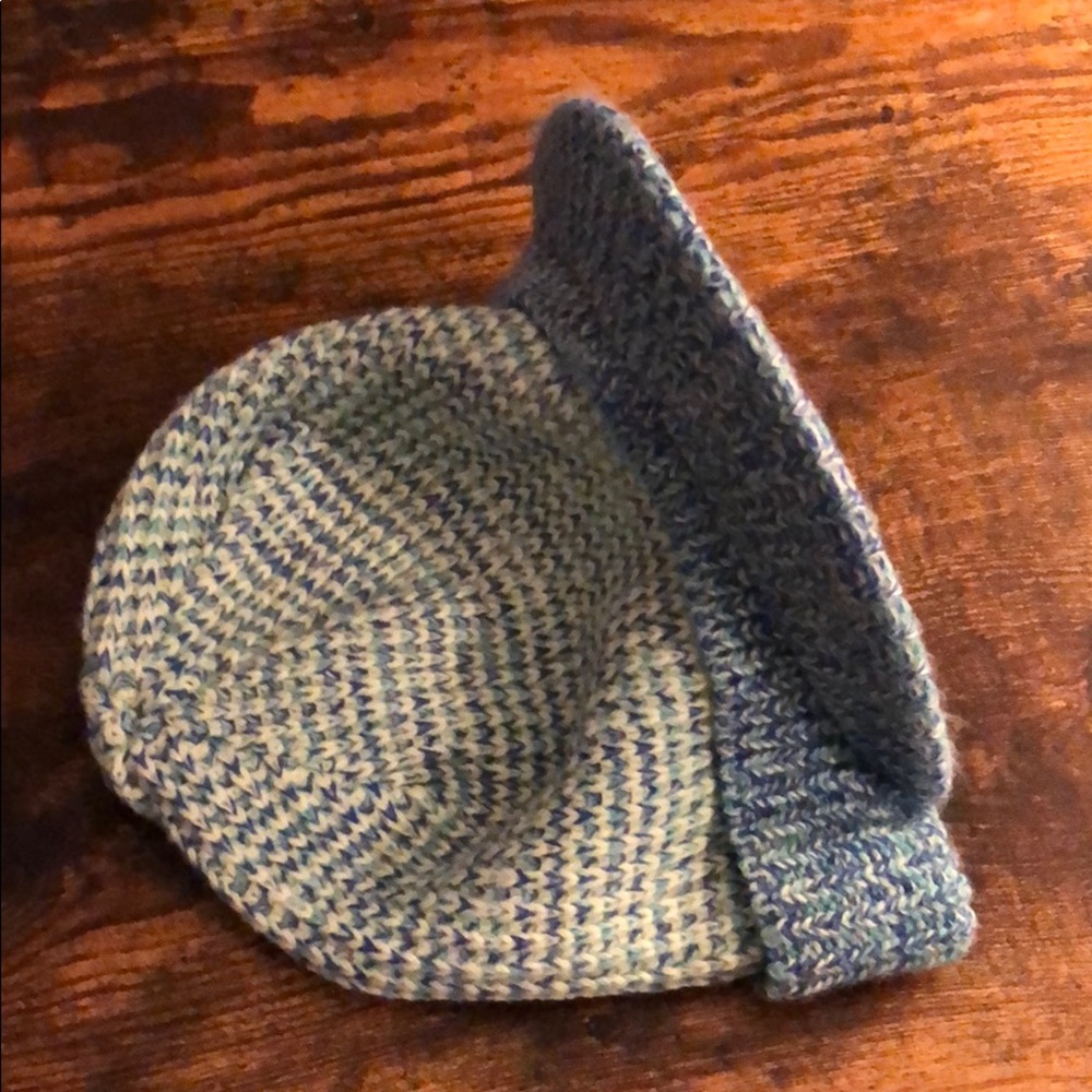 North Face knitted hat